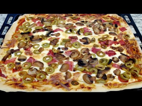 Como se llama la pizza con aceitunas